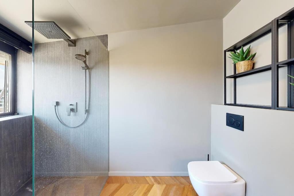 Stylovy Loft S Ohromnou Terasou Daire Bratislava Dış mekan fotoğraf