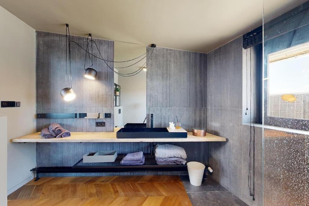 Stylovy Loft S Ohromnou Terasou Daire Bratislava Dış mekan fotoğraf